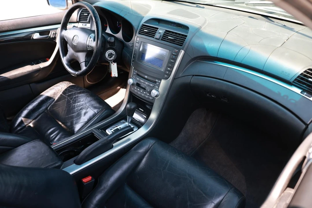2006 Acura TL 3rd Gen - Image 16 of 21