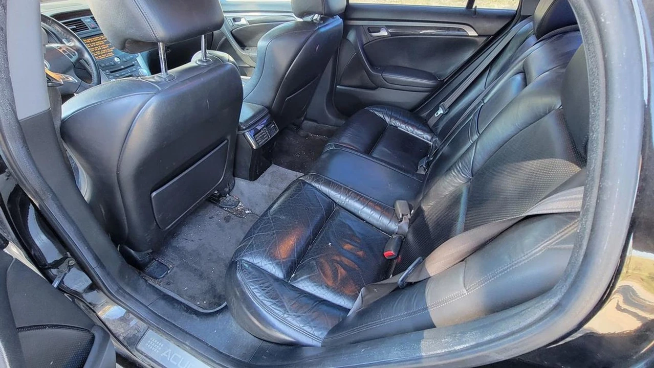 2006 Acura TL 3rd Gen - Image 10 of 15