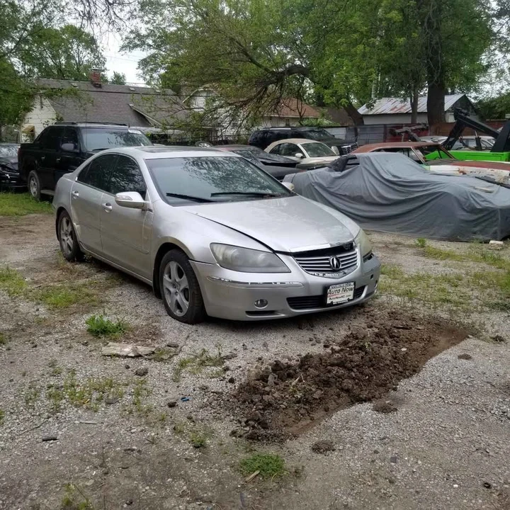 2006 Acura RL 2nd Gen - Image 4 of 5