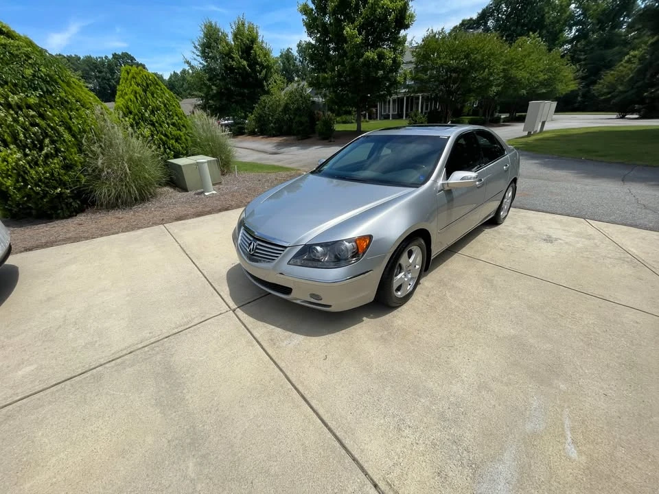 2006 Acura RL 2nd Gen - Image 16 of 20