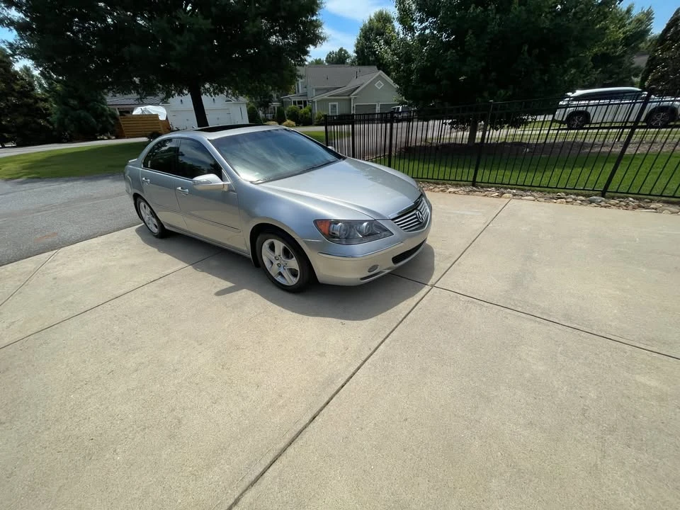 2006 Acura RL 2nd Gen - Image 17 of 20