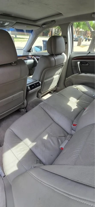 2006 Acura RL 2nd Gen - Image 2 of 10