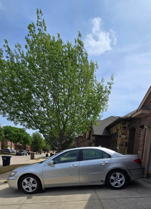 2006 Acura RL 2nd Gen - Image 5 of 10