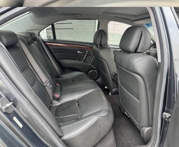 2006 Acura RL 2nd Gen - Image 12 of 19