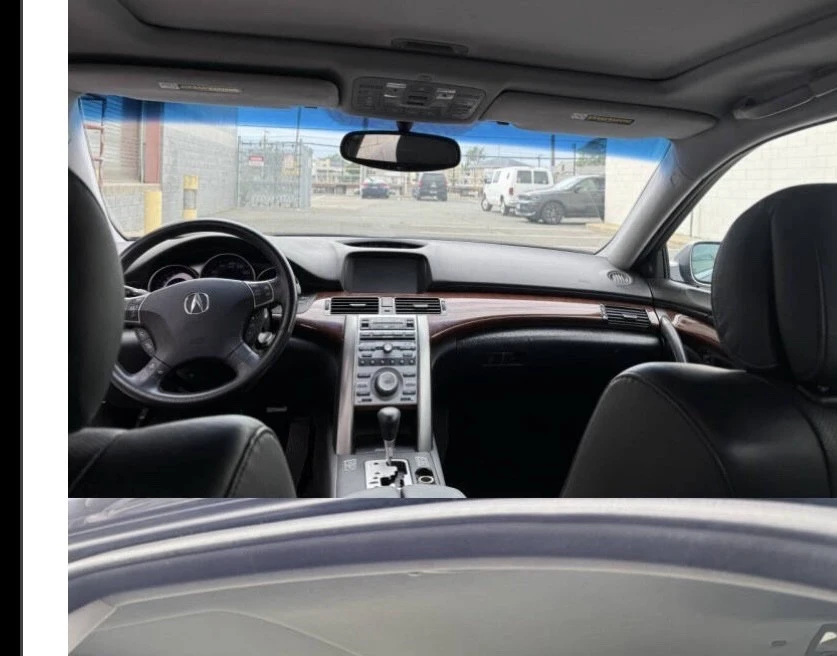 2006 Acura RL 2nd Gen - Image 14 of 19