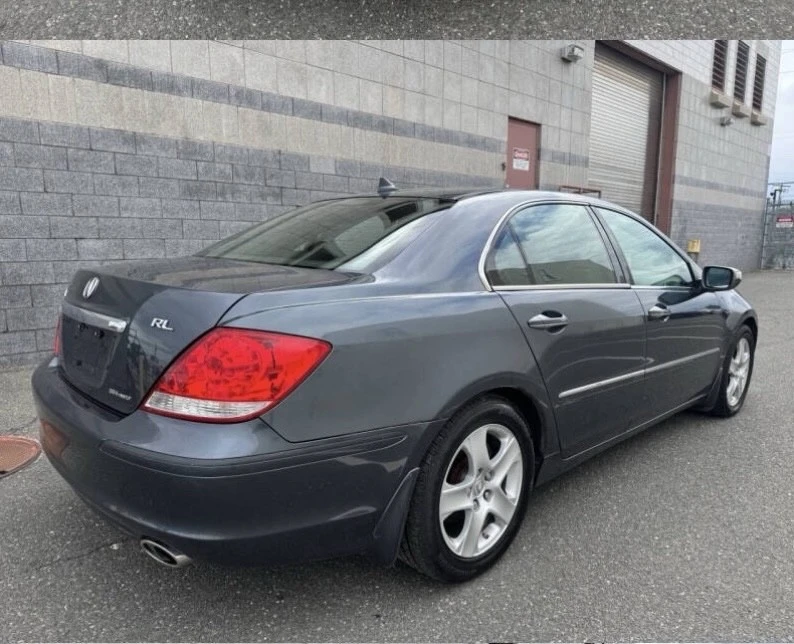 2006 Acura RL 2nd Gen - Image 9 of 19