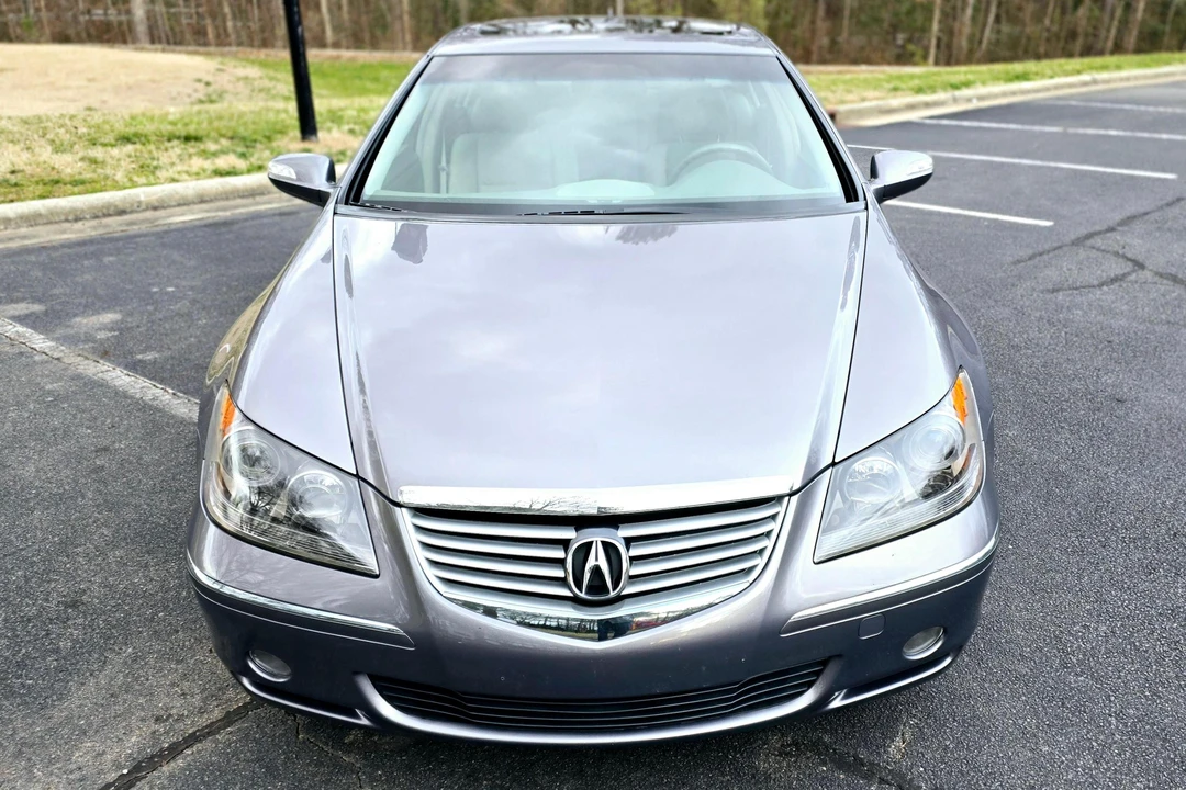 2006 Acura RL 2nd Gen - Image 2 of 31