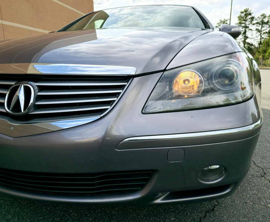2006 Acura RL 2nd Gen - Image 31 of 31