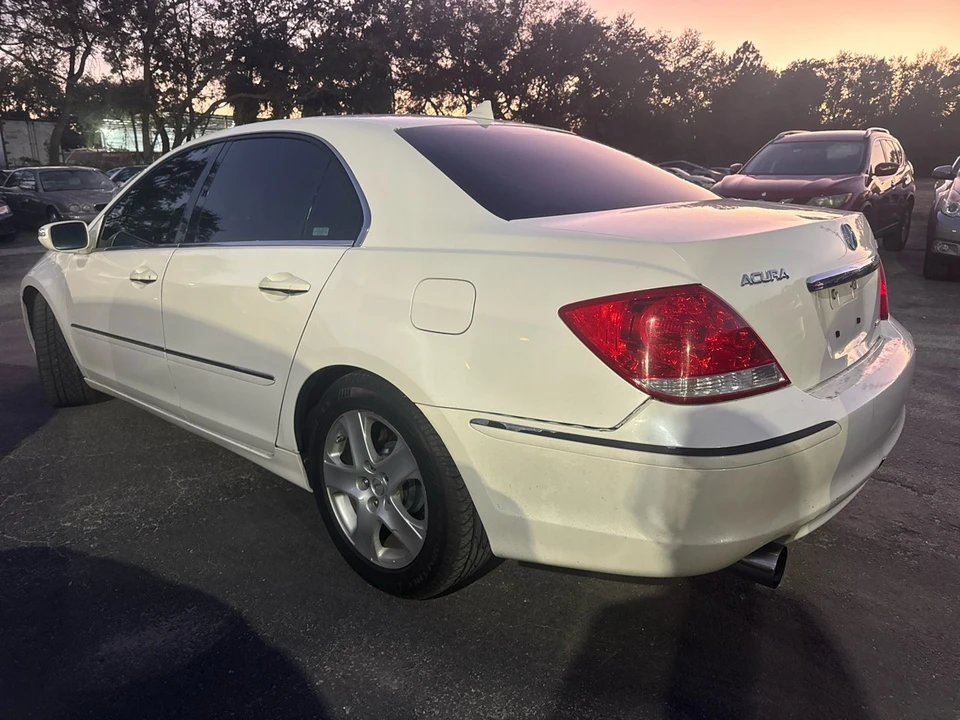 2006 Acura RL 2nd Gen - Image 5 of 5