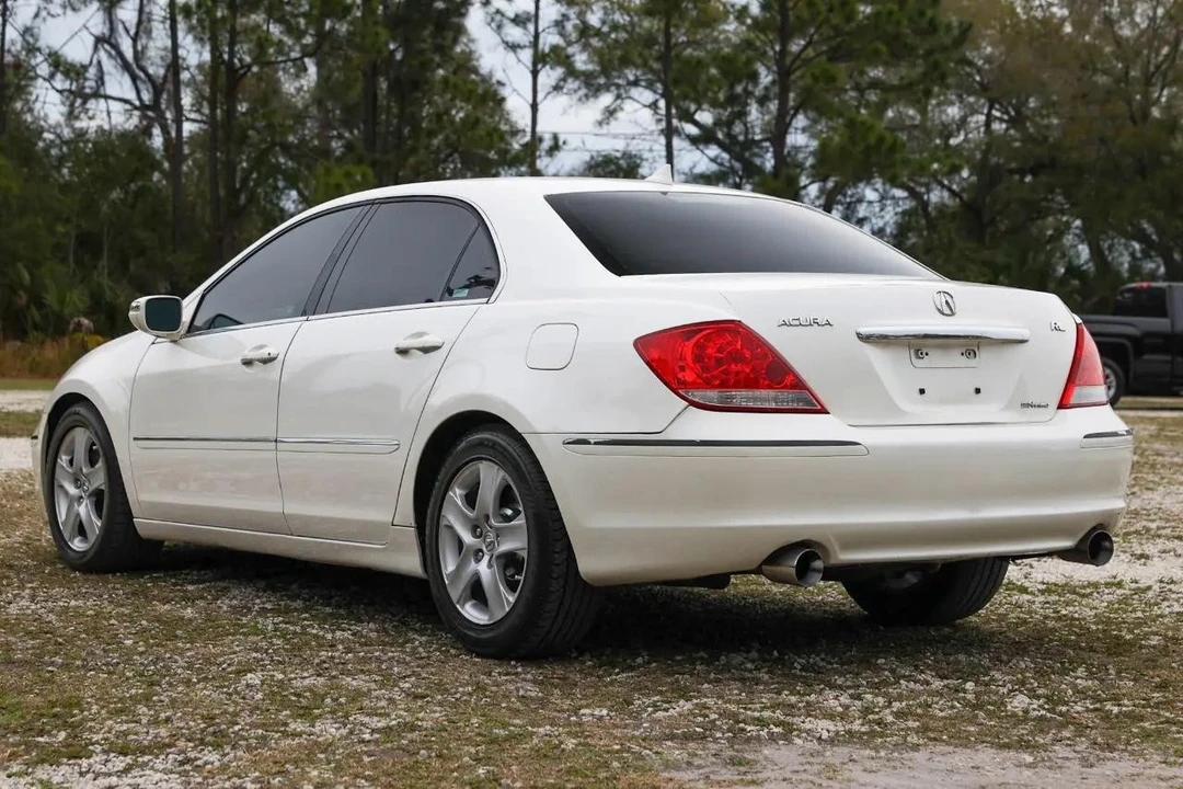 2006 Acura RL 2nd Gen - Image 5 of 12