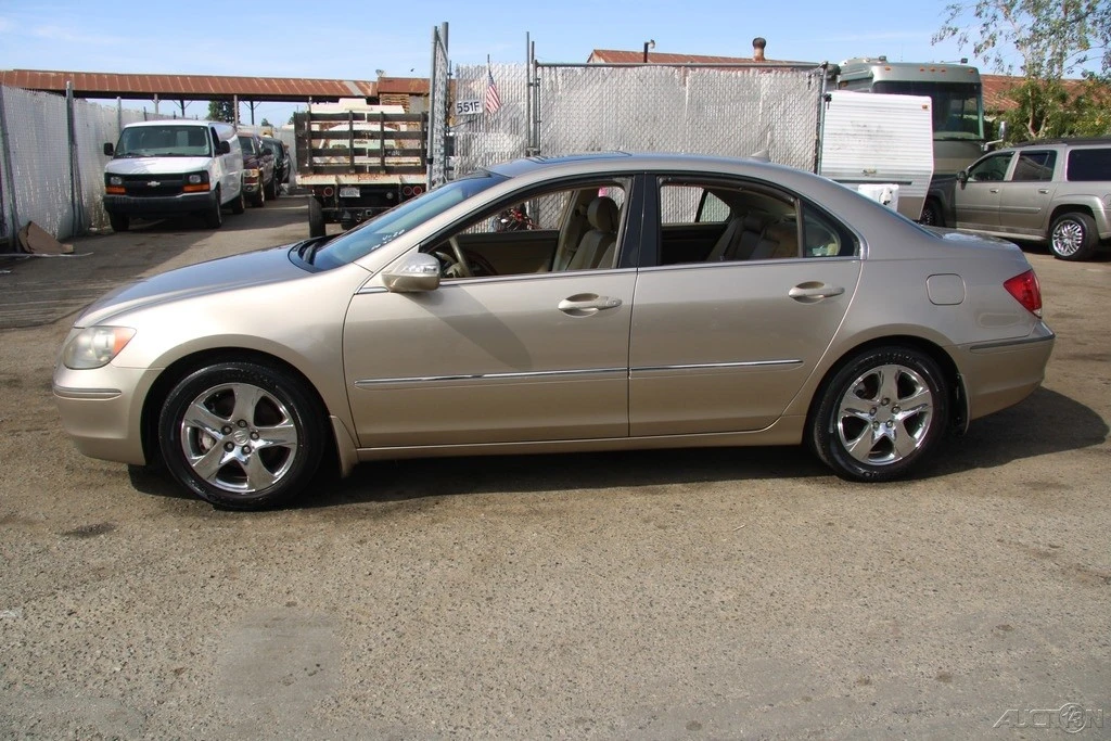 2006 Acura RL 2nd Gen - Image 3 of 24