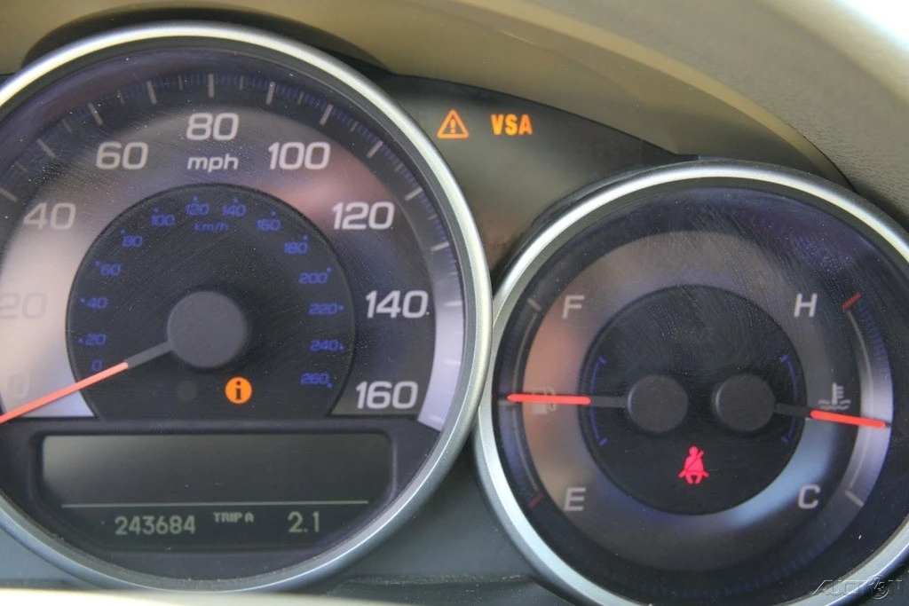2006 Acura RL 2nd Gen - Image 19 of 24