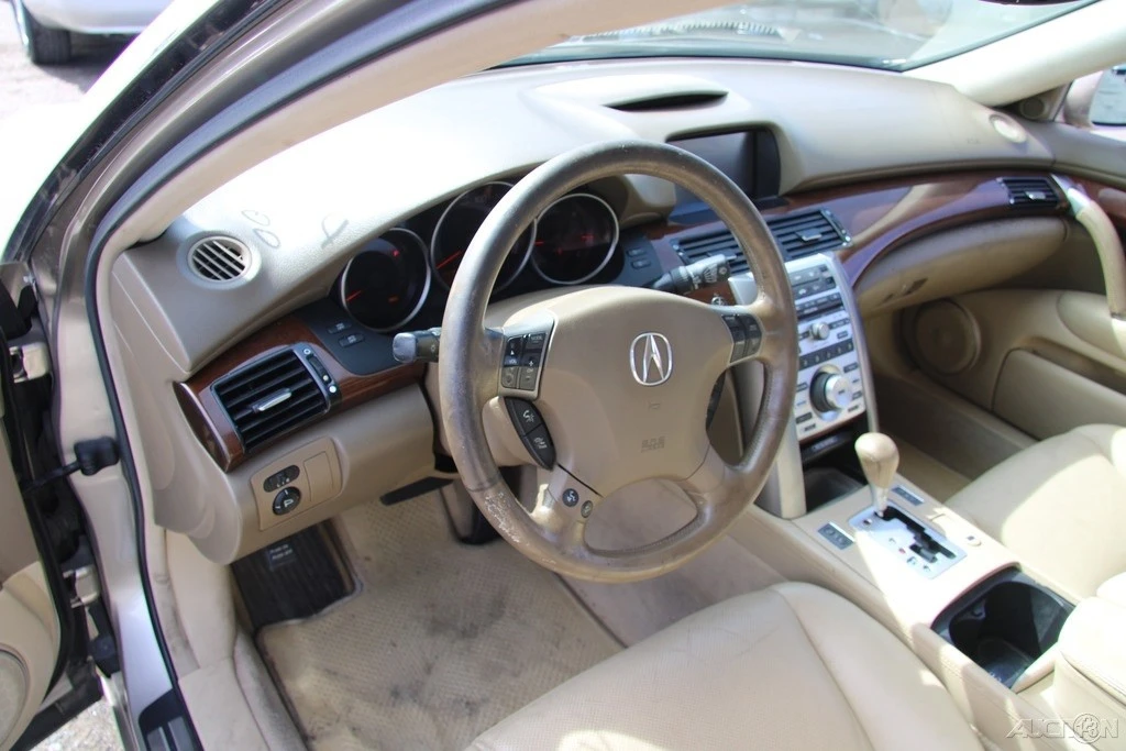 2006 Acura RL 2nd Gen - Image 16 of 24