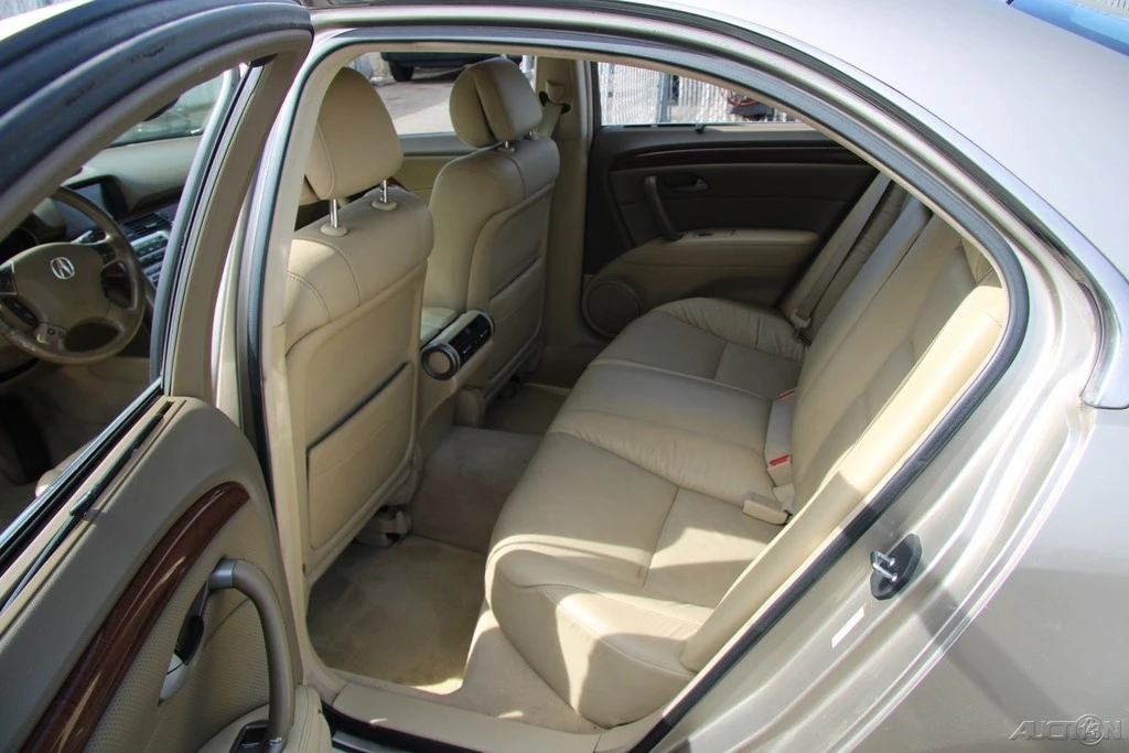 2006 Acura RL 2nd Gen - Image 24 of 24