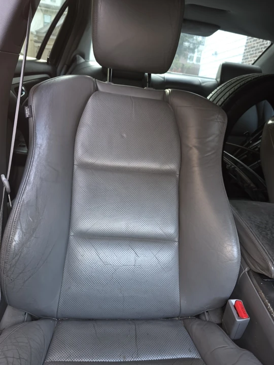 2006 Acura TL 3rd Gen - Image 2 of 3
