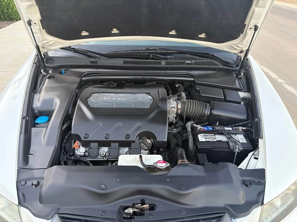 2006 Acura TL 3rd Gen - Image 2 of 20