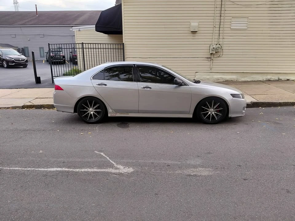 2006 Acura TL 3rd Gen - Image 2 of 10