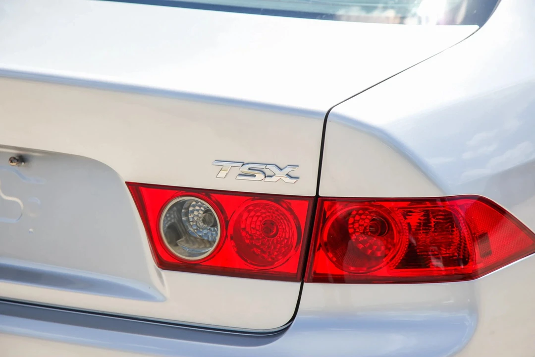 2006 Acura TSX 1st Gen - Image 17 of 31