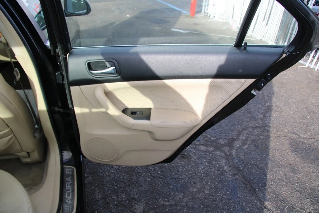 2006 Acura TSX 1st Gen - Image 20 of 21