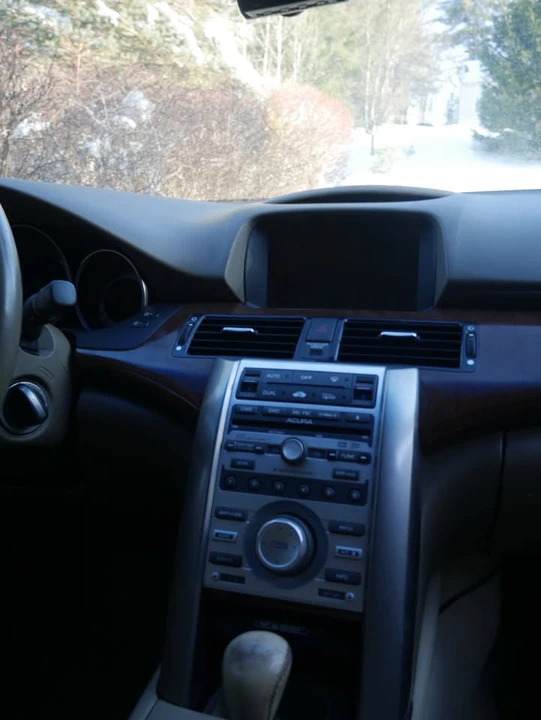 2006 Acura RL 2nd Gen - Image 6 of 10