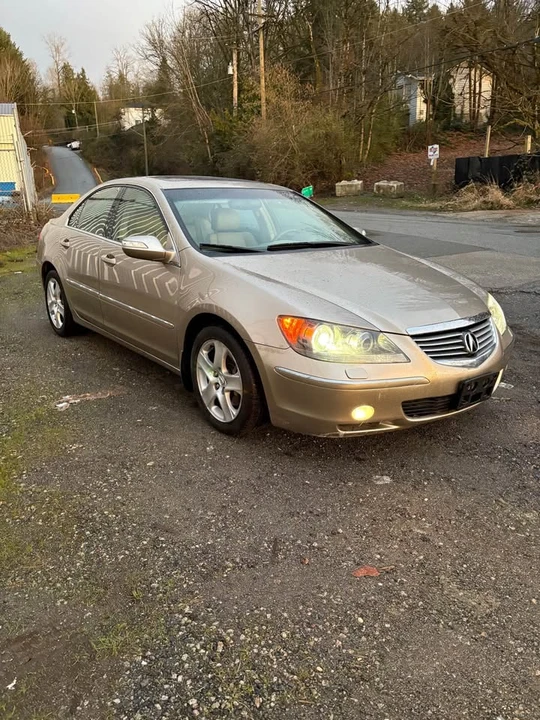 2006 Acura RL 2nd Gen - Image 2 of 18
