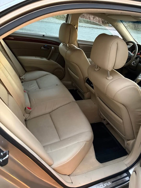 2006 Acura RL 2nd Gen - Image 12 of 18