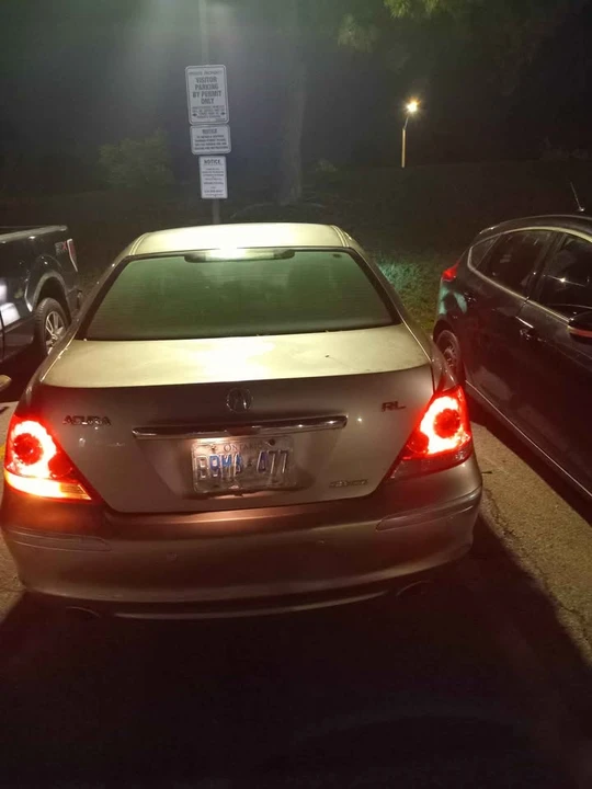 2006 Acura RL 2nd Gen - Image 6 of 17