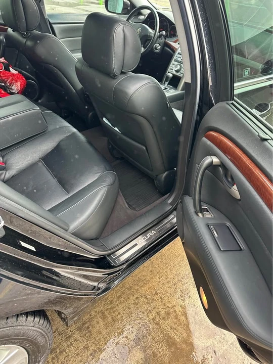 2006 Acura RL 2nd Gen - Image 18 of 20