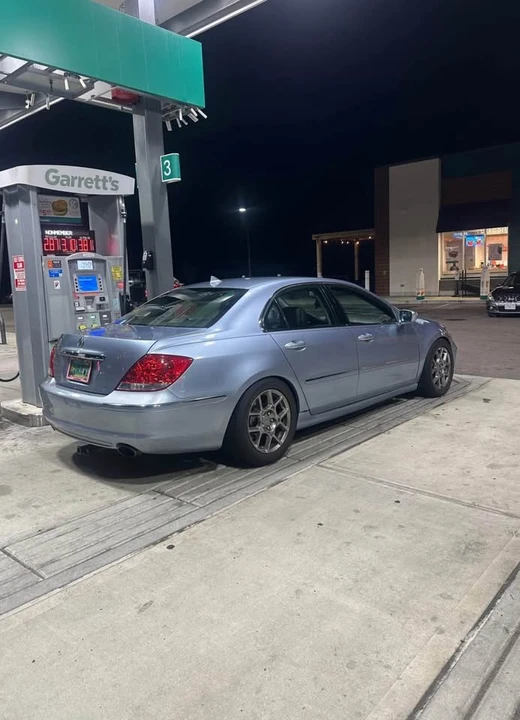 2006 Acura RL 2nd Gen - Image 2 of 6
