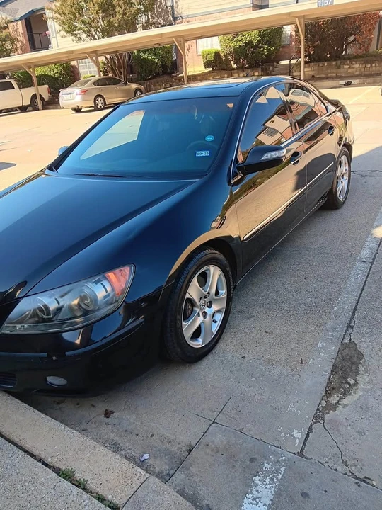 2006 Acura RL 2nd Gen - Image 2 of 13