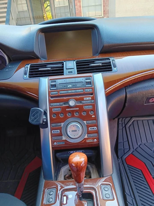 2006 Acura RL 2nd Gen - Image 12 of 13