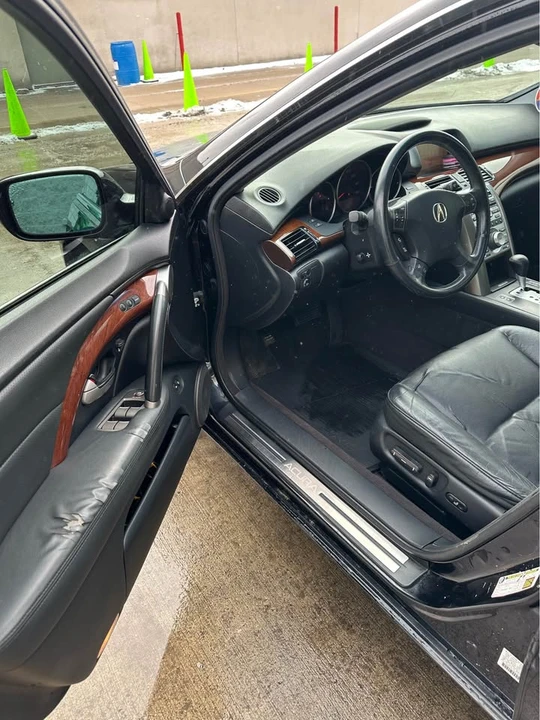 2006 Acura RL 2nd Gen - Image 15 of 20