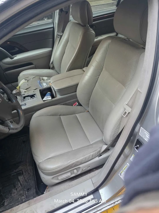 2006 Acura RL 2nd Gen - Image 3 of 10