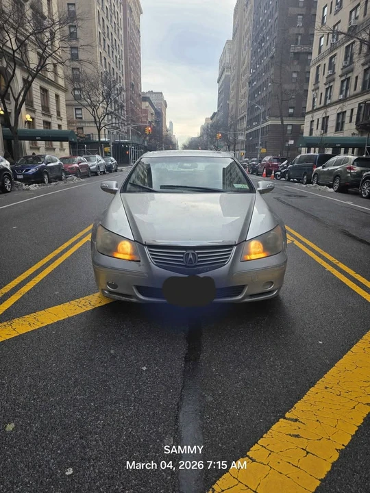 2006 Acura RL 2nd Gen - Image 7 of 10
