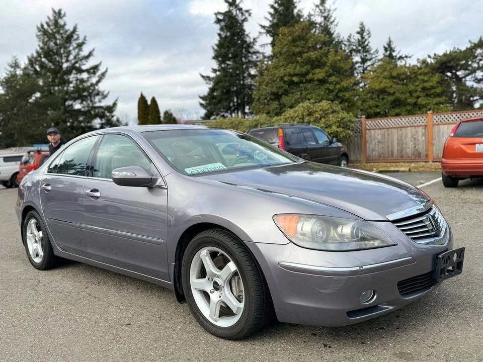 2006 Acura RL 2nd Gen - Image 2 of 14