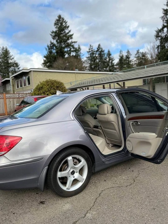 2006 Acura RL 2nd Gen - Image 3 of 14