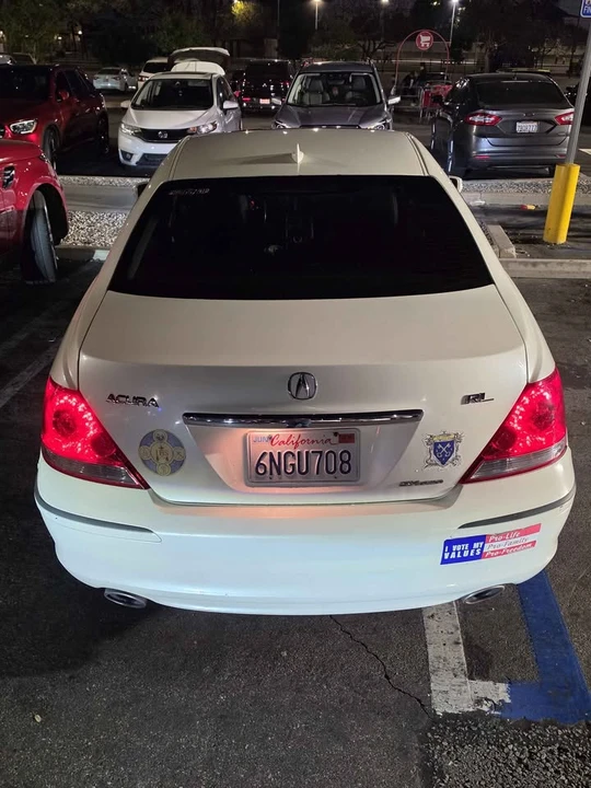 2006 Acura RL 2nd Gen - Image 6 of 20