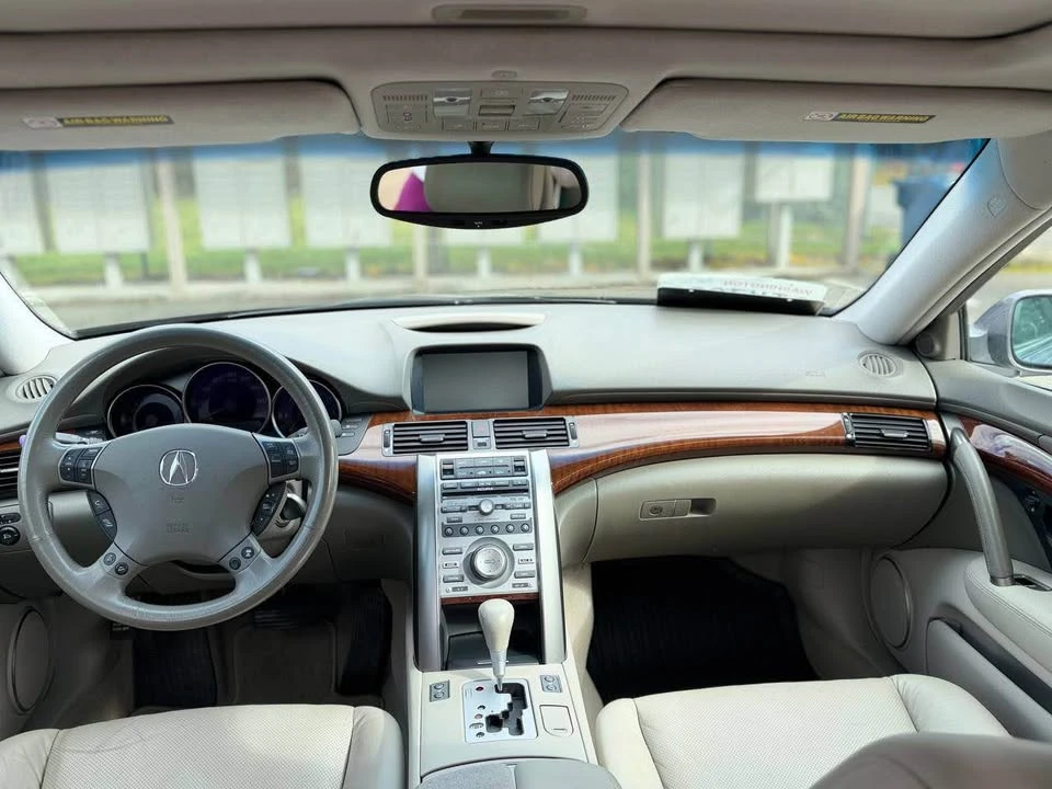 2006 Acura RL 2nd Gen - Image 4 of 14