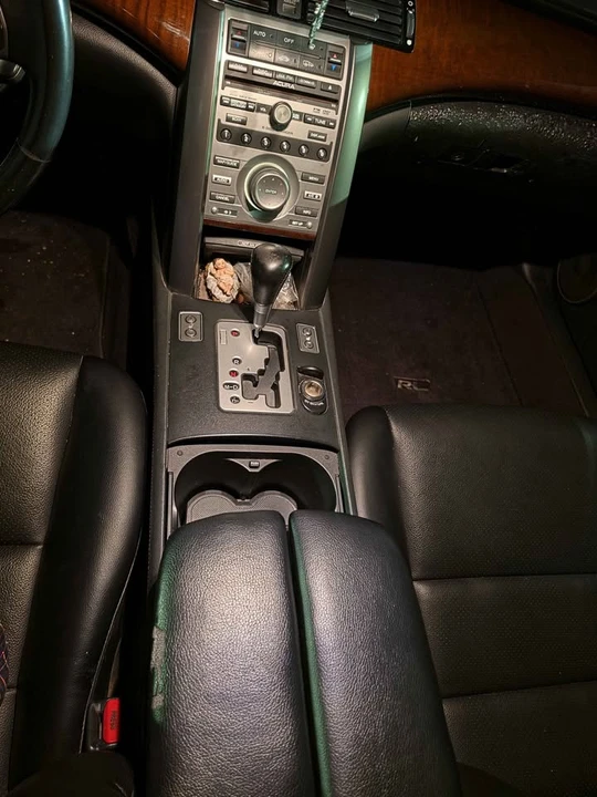 2006 Acura RL 2nd Gen - Image 15 of 20