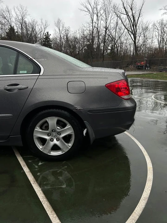 2006 Acura RL 2nd Gen - Image 4 of 7
