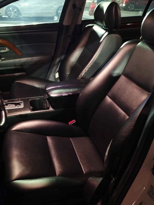 2006 Acura RL 2nd Gen - Image 10 of 20