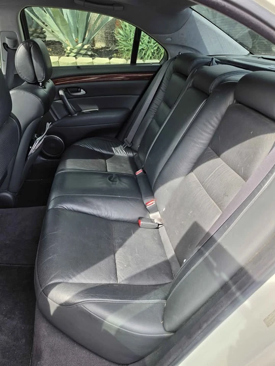 2006 Acura RL 2nd Gen - Image 14 of 20