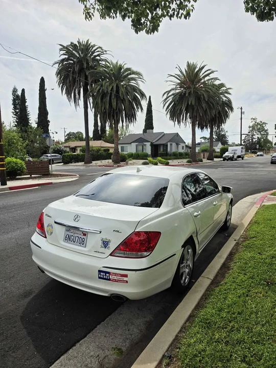 2006 Acura RL 2nd Gen - Image 7 of 20