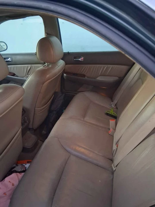 2006 Acura RL 2nd Gen - Image 5 of 6