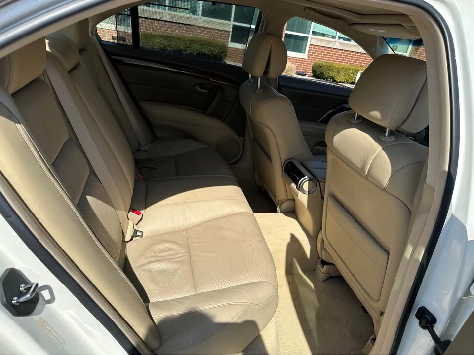 2006 Acura RL 2nd Gen - Image 7 of 11