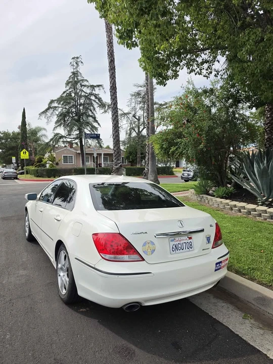 2006 Acura RL 2nd Gen - Image 8 of 20