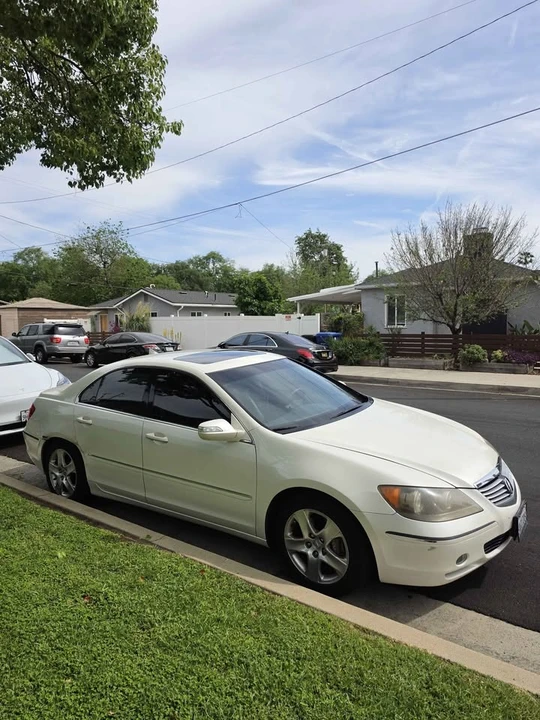 2006 Acura RL 2nd Gen - Image 4 of 20