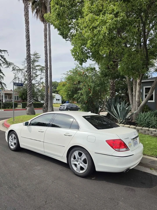 2006 Acura RL 2nd Gen - Image 6 of 20