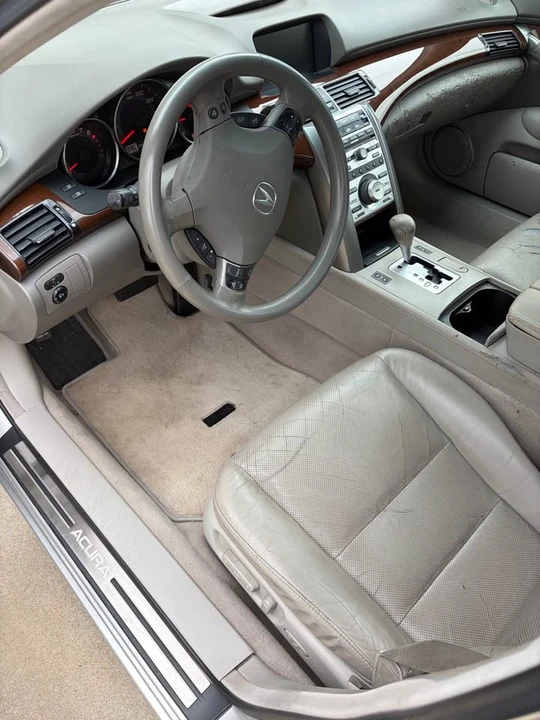 2006 Acura RL 2nd Gen - Image 10 of 14