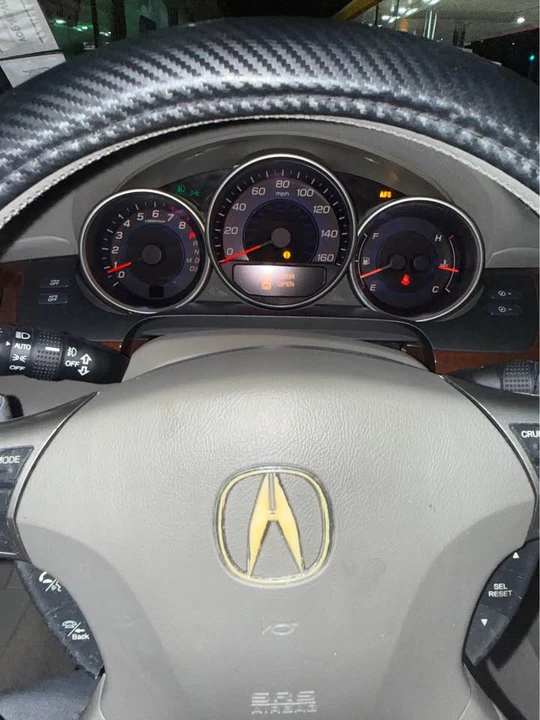 2006 Acura RL 2nd Gen - Image 5 of 5